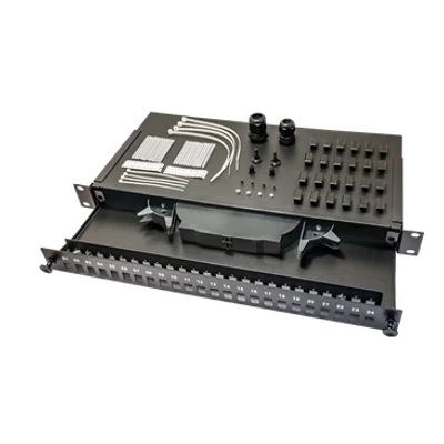 FOPP24SC-S-03 OPTIKAI TÁLCA 19" 24 X SC simpl. / LC dpx. / E2000 simpl.," L" alakú szerelőlappal, KI