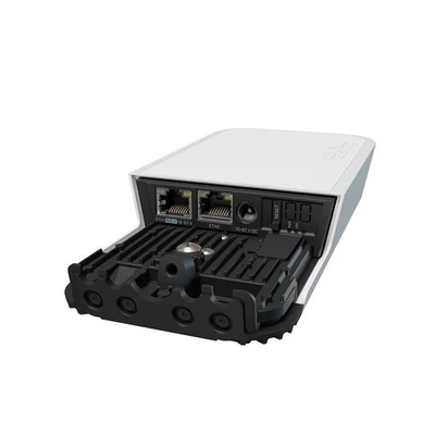MIKROTIK RBwAPG-5HacD2HnD wAP ac 4 corex710MHz CPU, 128MB RAM, 2x Gbit LAN, built-in 2.4Ghz 802.11b/